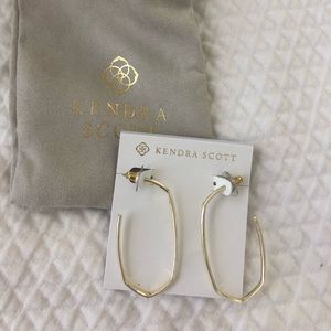 Kendra Scott Danielle Hoop, never worn